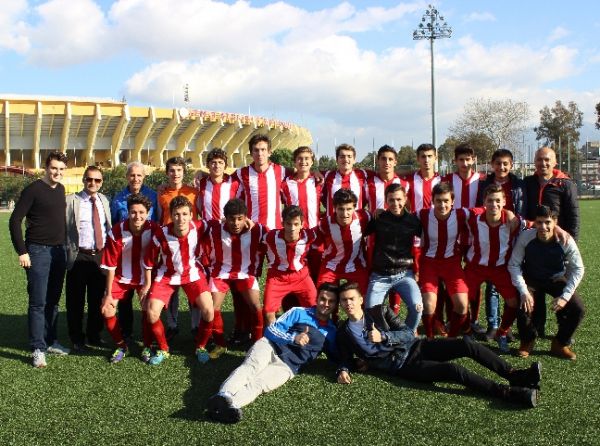 Okulumuz Futbol Takımı İzmir 2.si